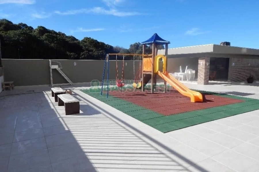 Apto Mobiliado com 45m², 1 dormitório, 1 vaga, no bairro Madureira em Caxias do Sul para Alugar