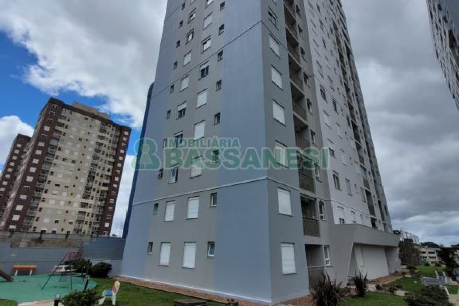 Apto Mobiliado com 55m², 2 dormitórios, 1 vaga, no bairro De Lazzer em Caxias do Sul para Alugar