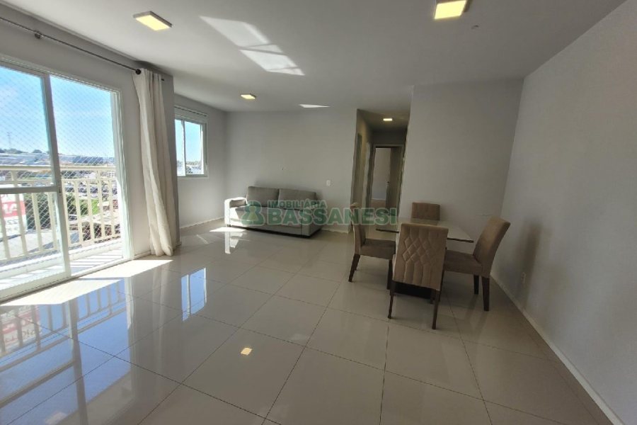 Apartamento com 80m², 2 dormitórios, 1 vaga, no bairro De Lazzer em Caxias do Sul para Comprar