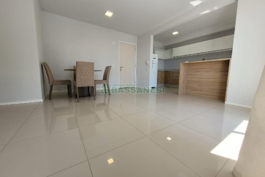Apartamento com 80m², 2 dormitórios, 1 vaga, no bairro De Lazzer em Caxias do Sul para Comprar