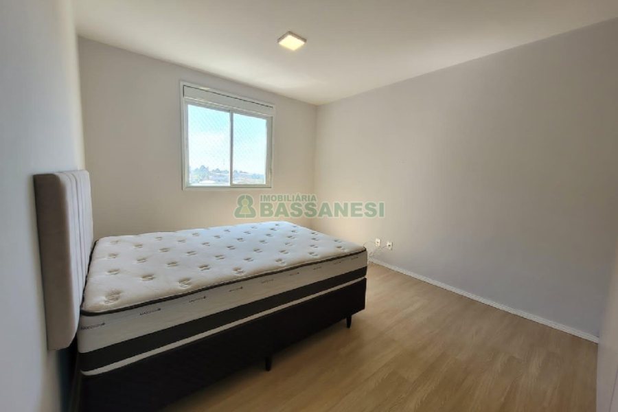 Apartamento com 80m², 2 dormitórios, 1 vaga, no bairro De Lazzer em Caxias do Sul para Comprar