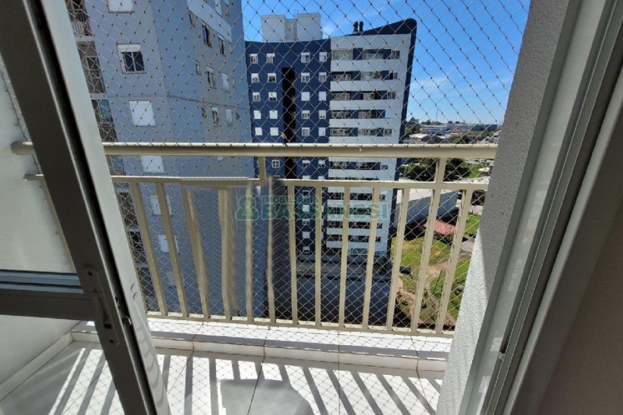 Apartamento com 80m², 2 dormitórios, 1 vaga, no bairro De Lazzer em Caxias do Sul para Comprar