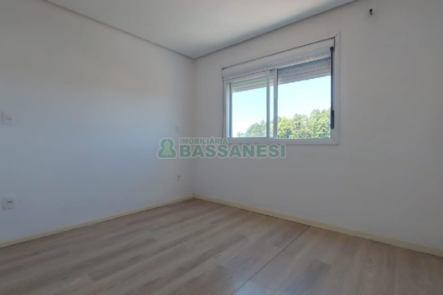 Apartamento com 53m², 2 dormitórios, 4 vagas, no bairro Desvio Rizzo em Caxias do Sul para Comprar
