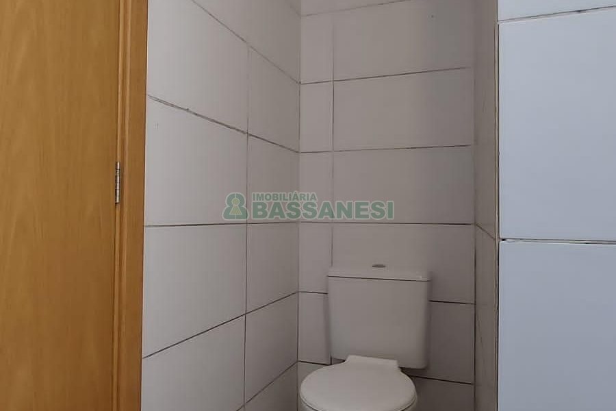 Apartamento com 53m², 2 dormitórios, 4 vagas, no bairro Desvio Rizzo em Caxias do Sul para Comprar