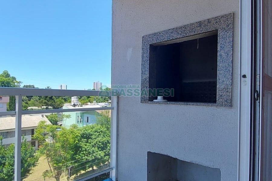 Apartamento com 53m², 2 dormitórios, 4 vagas, no bairro Desvio Rizzo em Caxias do Sul para Comprar