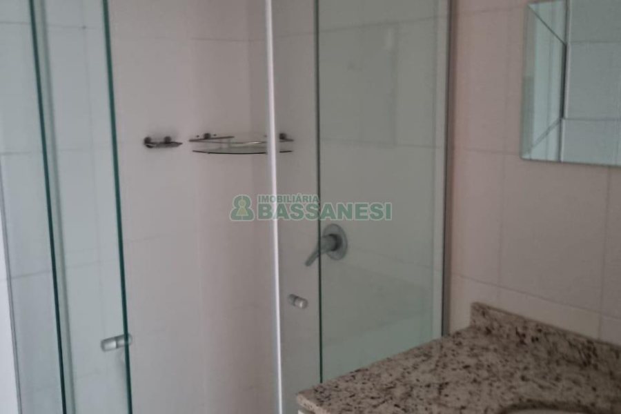 Apartamento com 72m², 2 dormitórios, 1 vaga, no bairro Sagrada Família em Caxias do Sul para Comprar