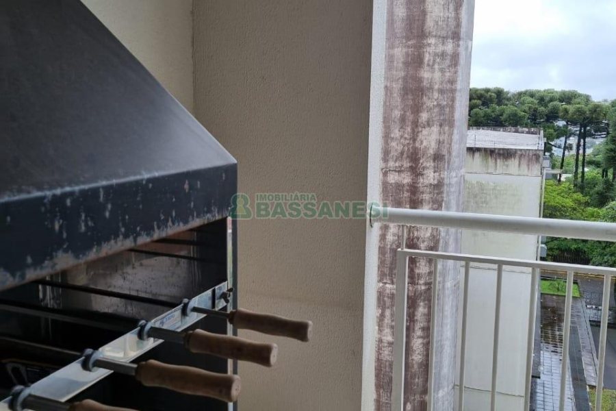 Apartamento com 72m², 2 dormitórios, 1 vaga, no bairro Sagrada Família em Caxias do Sul para Comprar