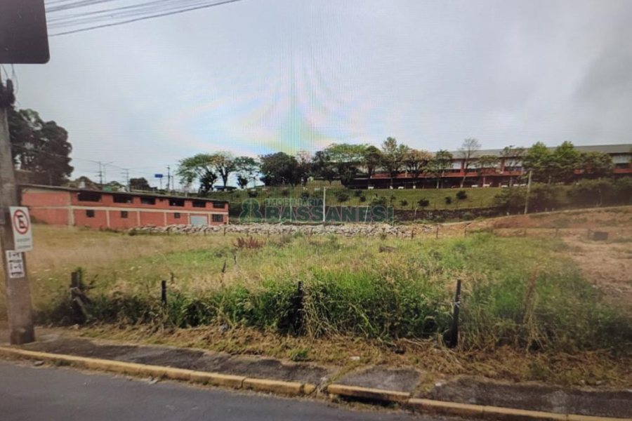 Terreno com 360m², no bairro Cidade Nova em Caxias do Sul para Alugar