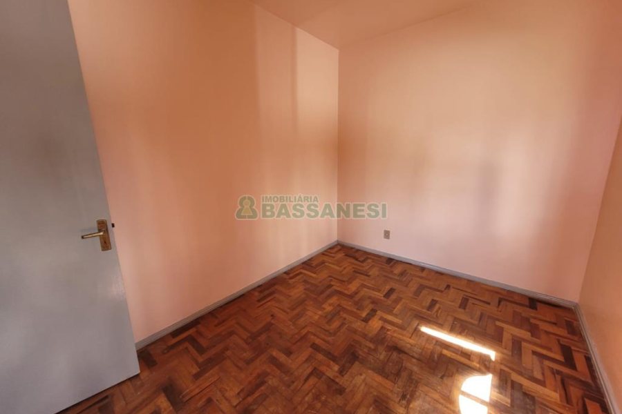Apartamento com 52m², 2 dormitórios, no bairro São Leopoldo em Caxias do Sul para Alugar