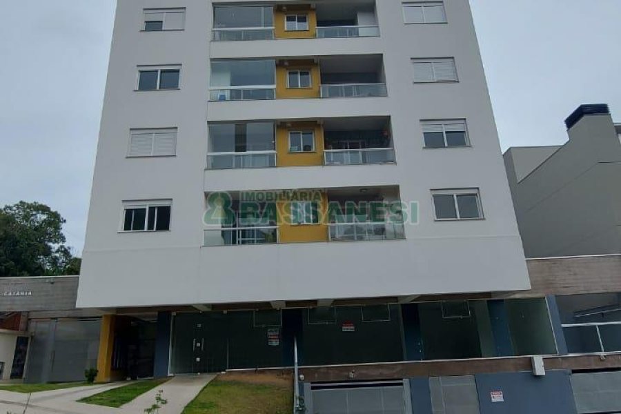 Apartamento com 55m², 2 dormitórios, 1 vaga, no bairro Nossa Senhora da Saúde em Caxias do Sul para Comprar