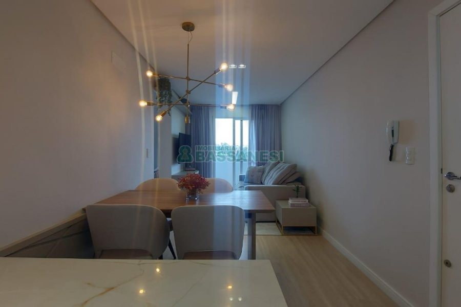 Apartamento com 55m², 2 dormitórios, 1 vaga, no bairro Nossa Senhora da Saúde em Caxias do Sul para Comprar