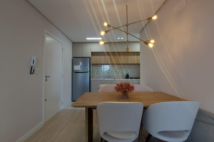 Apartamento com 55m², 2 dormitórios, 1 vaga, no bairro Nossa Senhora da Saúde em Caxias do Sul para Comprar