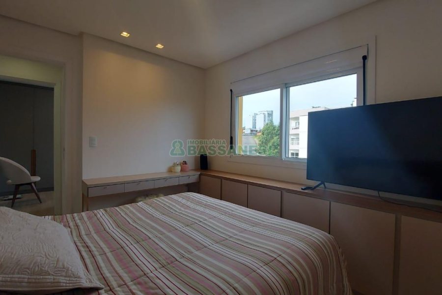 Apartamento com 55m², 2 dormitórios, 1 vaga, no bairro Nossa Senhora da Saúde em Caxias do Sul para Comprar
