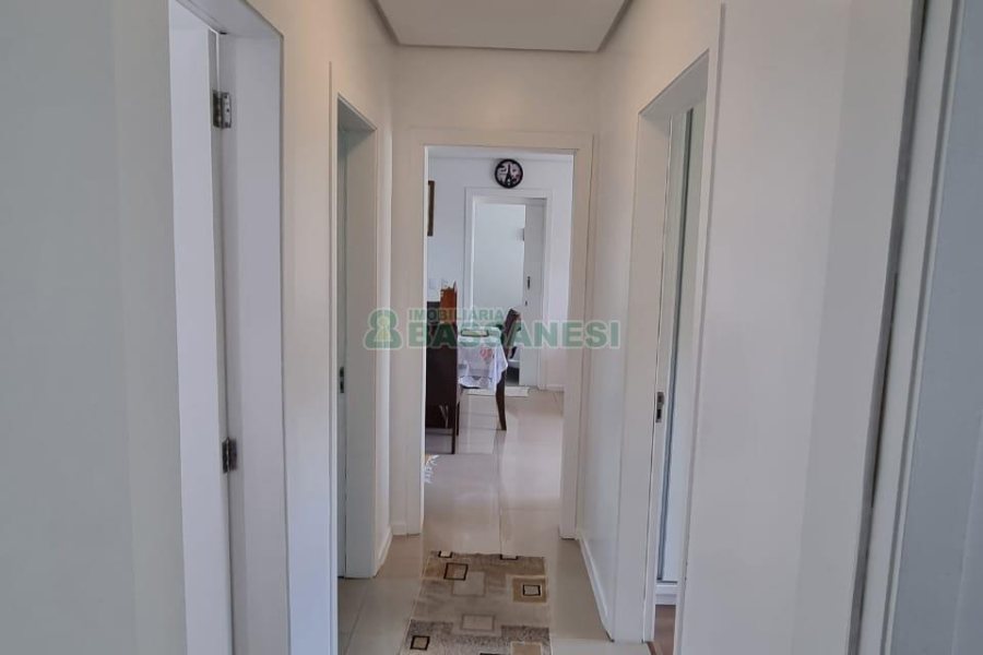 Casa com 139m², 3 dormitórios, 2 vagas, no bairro São Luiz em Caxias do Sul para Comprar