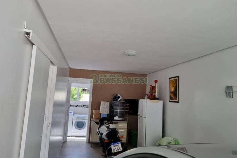 Casa com 139m², 3 dormitórios, 2 vagas, no bairro São Luiz em Caxias do Sul para Comprar