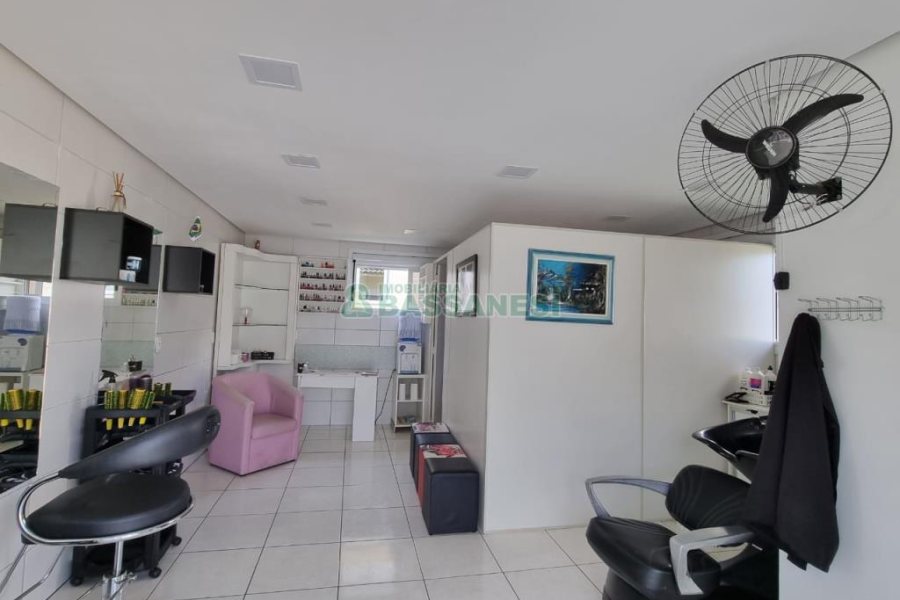 Casa com 139m², 3 dormitórios, 2 vagas, no bairro São Luiz em Caxias do Sul para Comprar