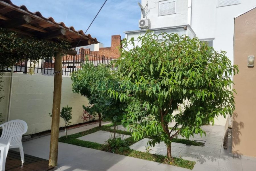 Casa com 139m², 3 dormitórios, 2 vagas, no bairro São Luiz em Caxias do Sul para Comprar