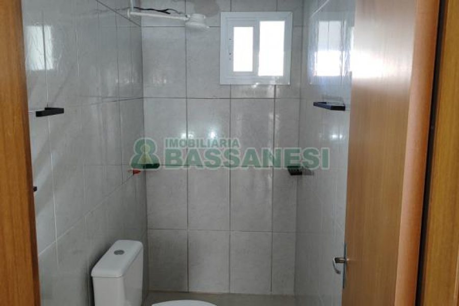 Apartamento com 38m², 1 dormitório, 1 vaga, no bairro Petrópolis em Caxias do Sul para Alugar