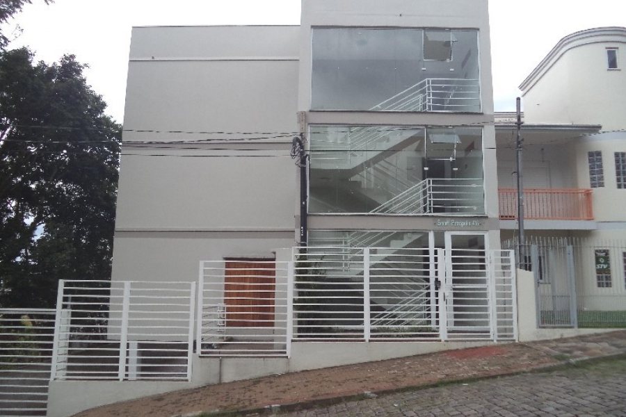Apartamento com 38m², 1 dormitório, 1 vaga, no bairro Petrópolis em Caxias do Sul para Alugar