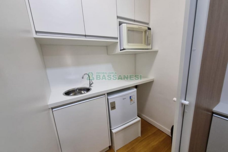 Sala Mobiliada com 60m², no bairro Centro em Caxias do Sul para Alugar