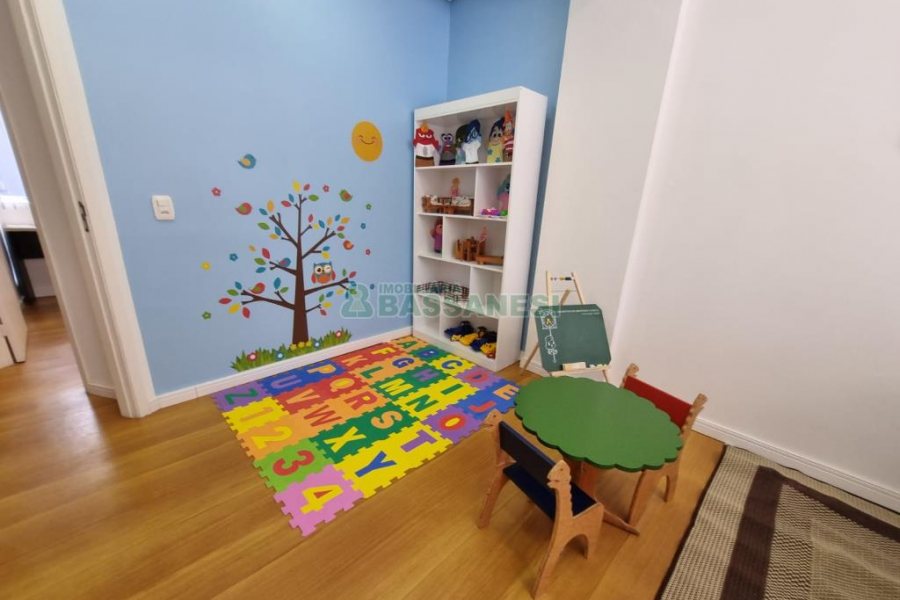 Sala Mobiliada com 60m², no bairro Centro em Caxias do Sul para Alugar