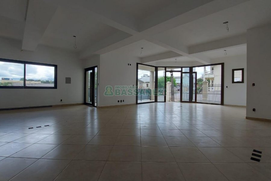 Loja com 76m², no bairro Sagrada Família em Caxias do Sul para Alugar