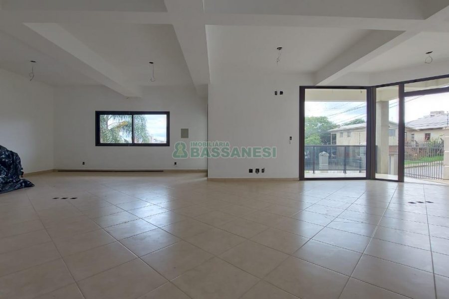 Loja com 76m², no bairro Sagrada Família em Caxias do Sul para Alugar