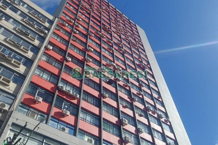 Sala com 50m², no bairro Centro em Caxias do Sul para Alugar
