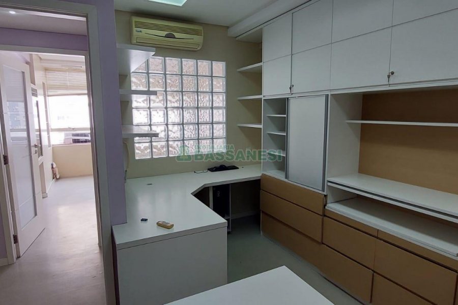 Sala com 50m², no bairro Centro em Caxias do Sul para Alugar