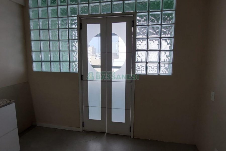Sala com 50m², no bairro Centro em Caxias do Sul para Alugar