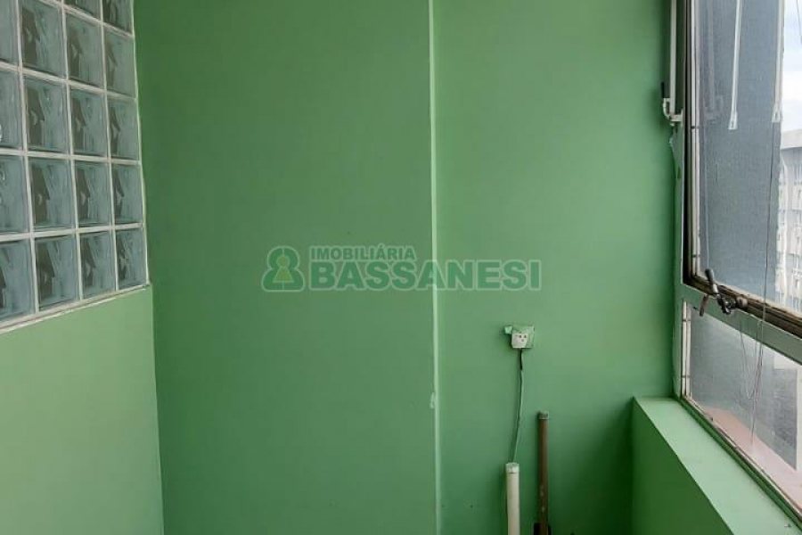 Sala com 50m², no bairro Centro em Caxias do Sul para Alugar