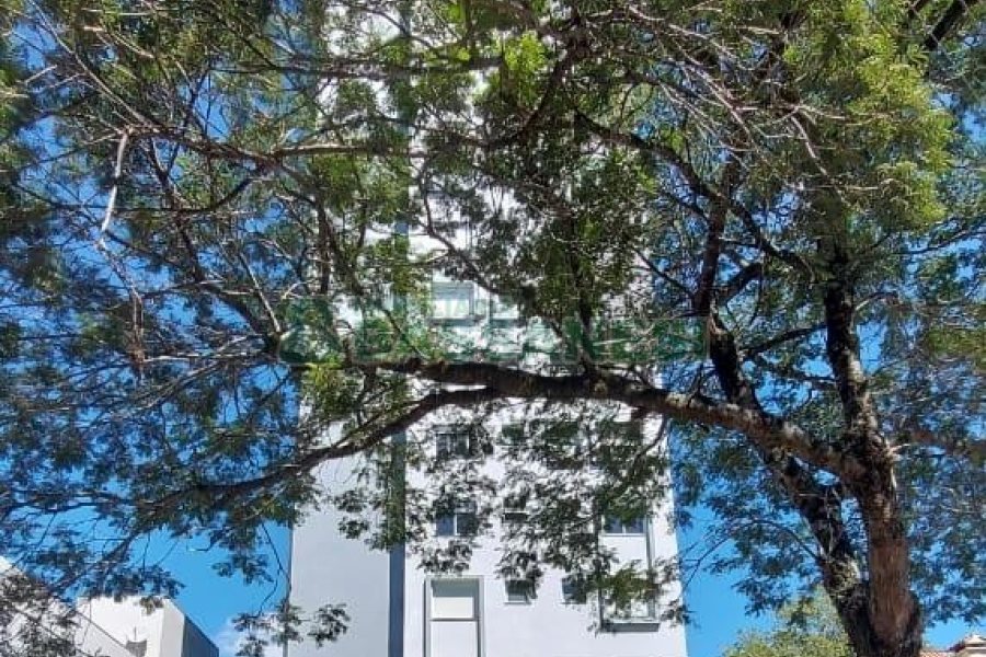 Apto Mobiliado com 63m², 2 dormitórios, 1 vaga, no bairro Petrópolis em Caxias do Sul para Alugar