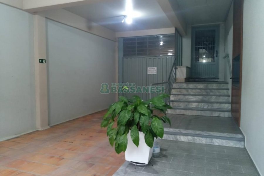 Apartamento, 2 dormitórios, no bairro São Pelegrino em Caxias do Sul para Comprar