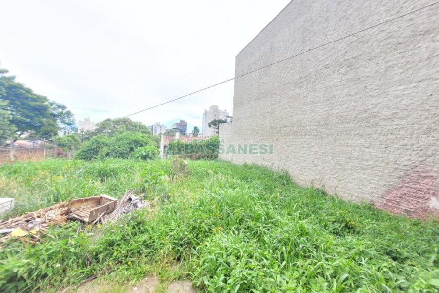 Casa com 360m², 3 dormitórios, 3 vagas, no bairro Marechal Floriano em Caxias do Sul para Alugar