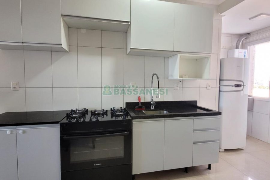 Apto Mobiliado com 55m², 2 dormitórios, 2 vagas, no bairro Bela Vista em Caxias do Sul para Alugar