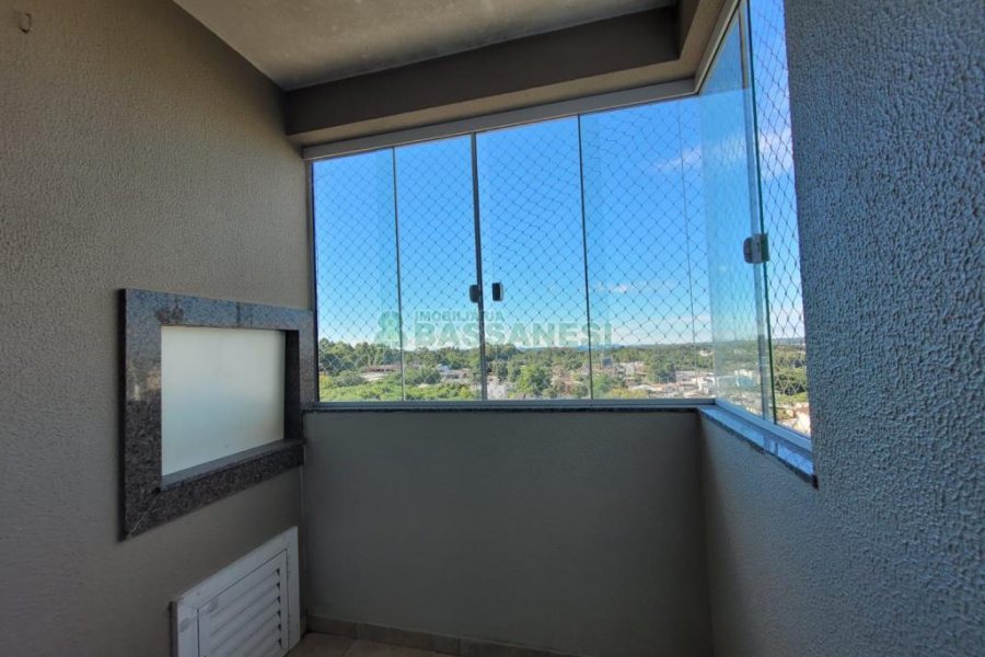 Apto Mobiliado com 55m², 2 dormitórios, 2 vagas, no bairro Bela Vista em Caxias do Sul para Alugar