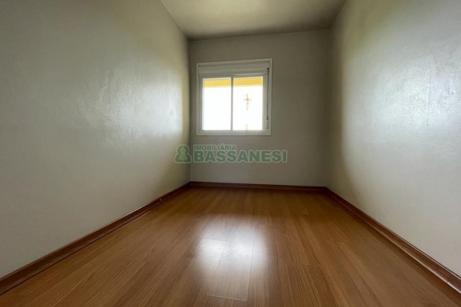 Apartamento, 2 dormitórios, 1 vaga, no bairro Santo Antônio em Caxias do Sul para Alugar