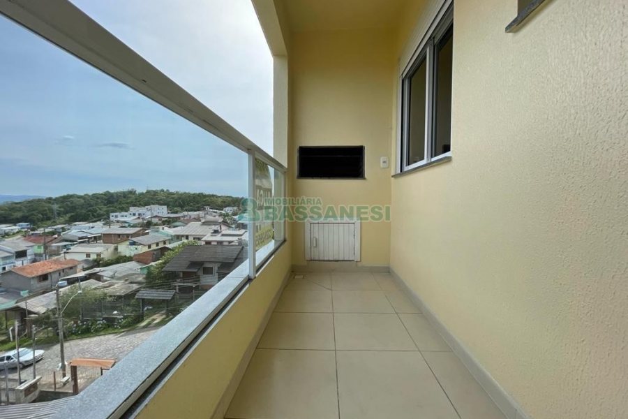 Apartamento, 2 dormitórios, 1 vaga, no bairro Santo Antônio em Caxias do Sul para Alugar