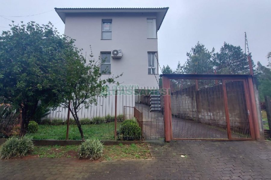 Sobrado com 89m², 2 dormitórios, no bairro São Luiz em Caxias do Sul para Comprar