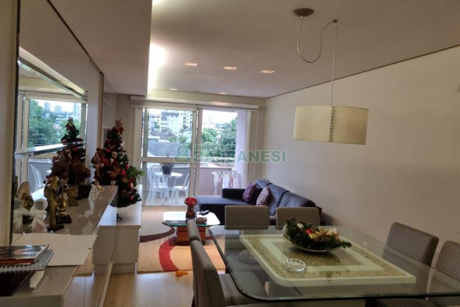 Apartamento com 233m², 3 dormitórios, 2 vagas, no bairro Santa Catarina em Caxias do Sul para Comprar