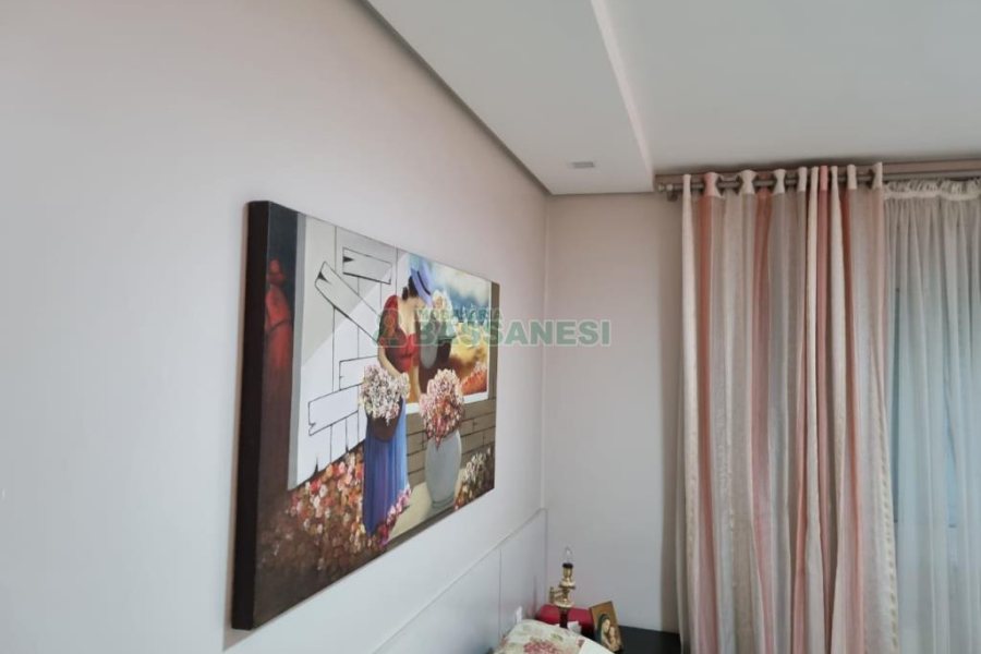 Apartamento com 233m², 3 dormitórios, 2 vagas, no bairro Santa Catarina em Caxias do Sul para Comprar