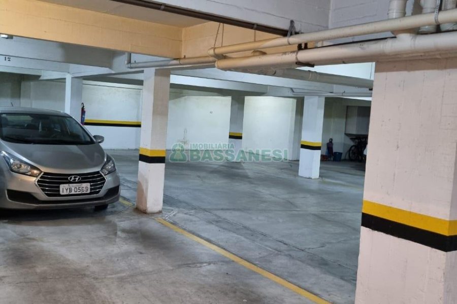 Apartamento com 233m², 3 dormitórios, 2 vagas, no bairro Santa Catarina em Caxias do Sul para Comprar