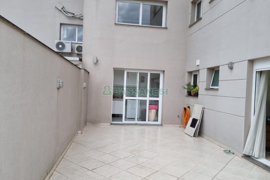 Apartamento com 233m², 3 dormitórios, 2 vagas, no bairro Santa Catarina em Caxias do Sul para Comprar