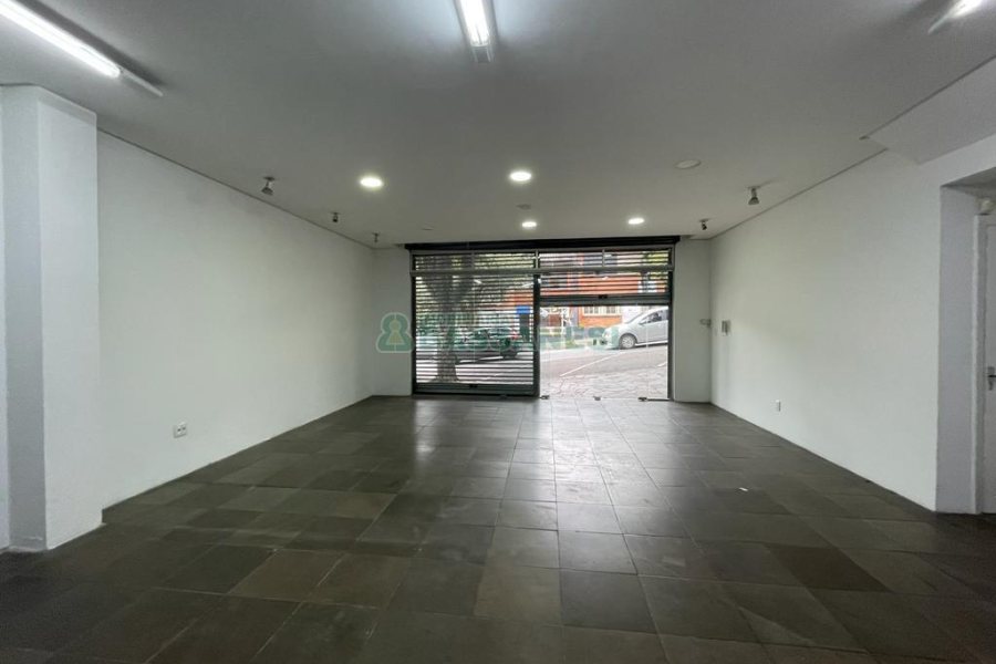 Loja com 120m², no bairro Centro em Caxias do Sul para Alugar