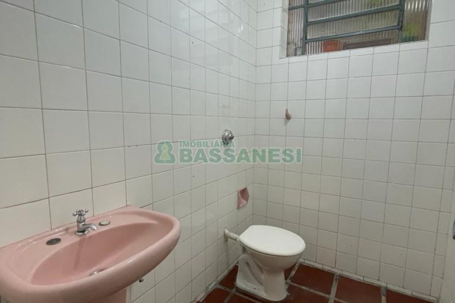 Loja com 120m², no bairro Centro em Caxias do Sul para Alugar