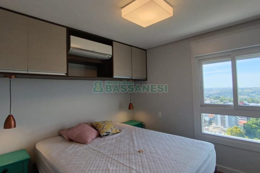 Apto Mobiliado com 45m², 1 dormitório, 1 vaga, no bairro Villagio Iguatemi em Caxias do Sul para Alugar