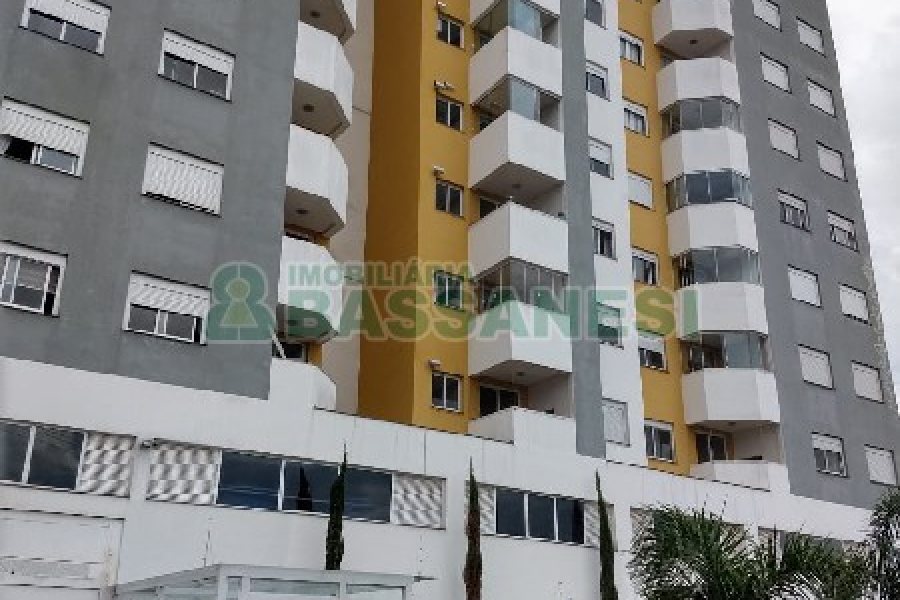 Apartamento com 65m², 2 dormitórios, 1 vaga, no bairro Santa Lúcia em Caxias do Sul para Comprar