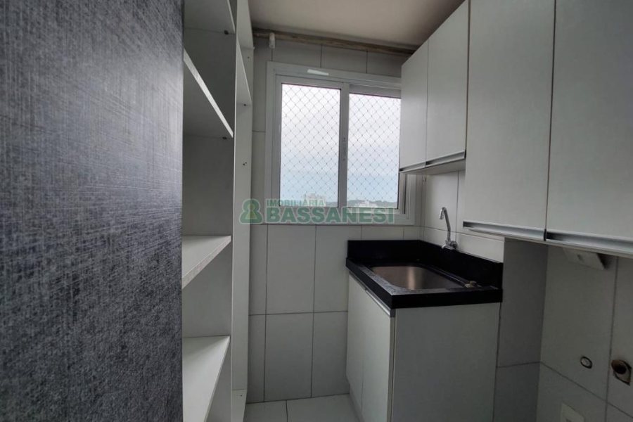 Apartamento com 65m², 2 dormitórios, 1 vaga, no bairro Santa Lúcia em Caxias do Sul para Comprar