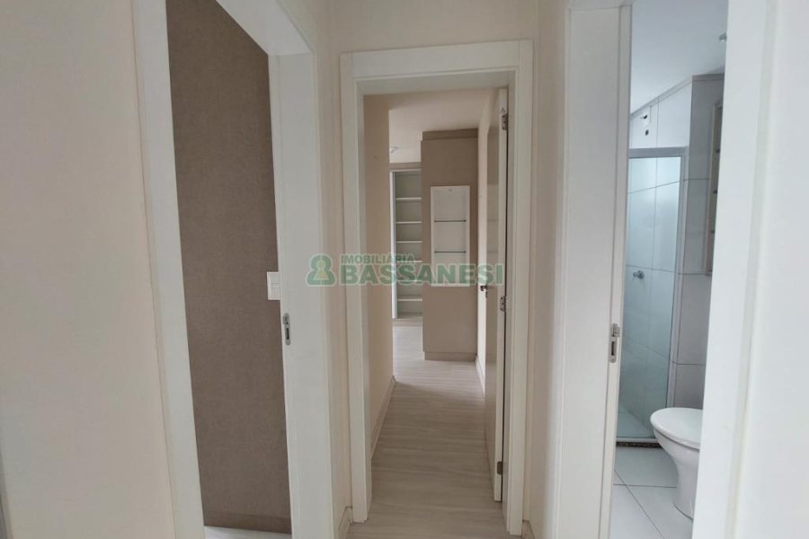 Apartamento com 65m², 2 dormitórios, 1 vaga, no bairro Santa Lúcia em Caxias do Sul para Comprar