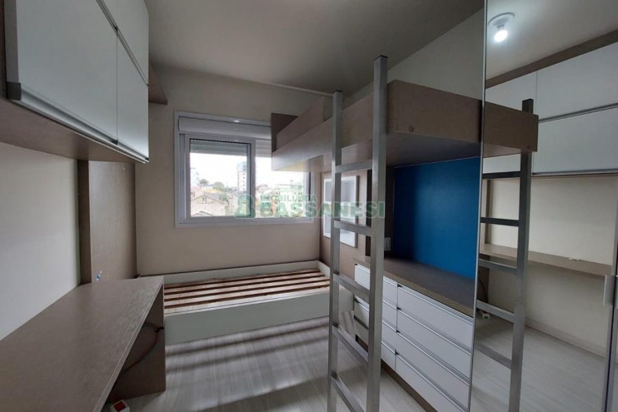 Apartamento com 65m², 2 dormitórios, 1 vaga, no bairro Santa Lúcia em Caxias do Sul para Comprar